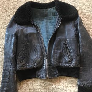 1960s vintage bomber jacket with fur collar